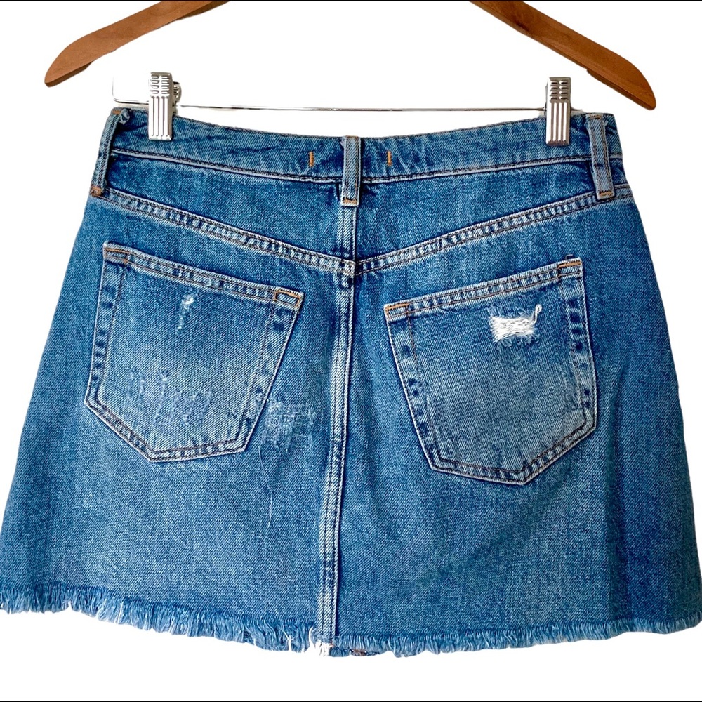 We The Free Raw Hem Denim Button Fly Mini Skirt Women’s Size 27 Western Wear - Picture 2 of 2